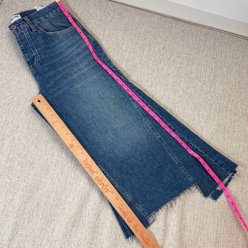 We the Free Ripple Wide Leg Crop Flare Denim Jeans, NWT, Size 27 - Picture 3 of 8